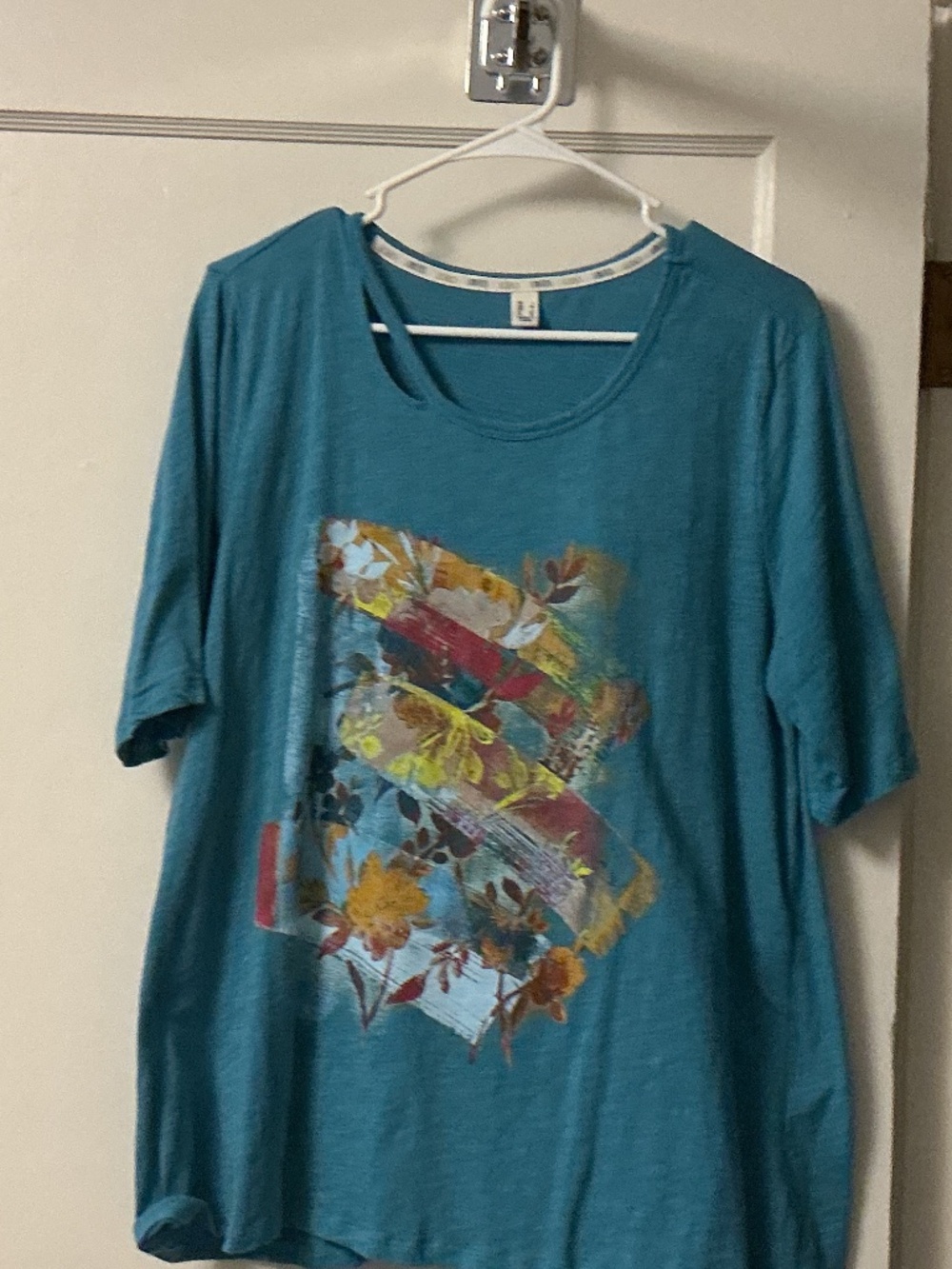 LOGO by Lori Goldstein short sleeve graphic tee, size large, color teal blue